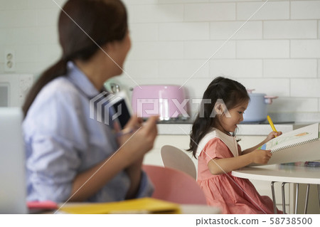 Parent and child 58738500