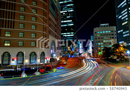 大阪站前立交橋上的大町町風景 大阪站前立交橋上的大町町風景 58740943