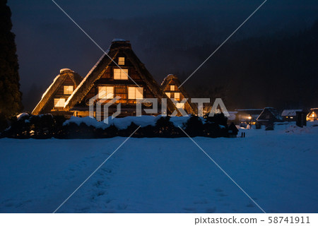 Shirakawago lighting up in winter 58741911