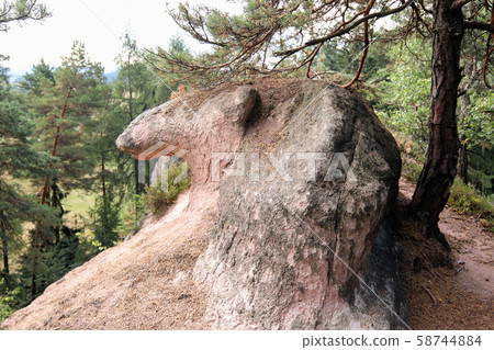 Devilish rocks - bizarre rock formation Devilish rocks - bizarre rock formation 58744884