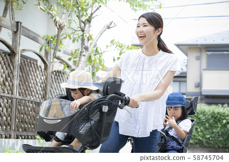 Female Mamachari Bicycle Pick-up Commuter Commute Housewife Female Mamachari Bicycle Pick-up Commuter Commute Housewife 58745704