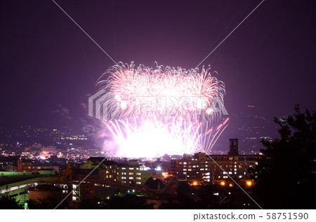 Isawa Onsen Fireworks Festival (from Okura Kyoji mountain climber parking lot) 58751590