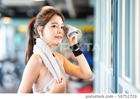 女性運動健康 58752729