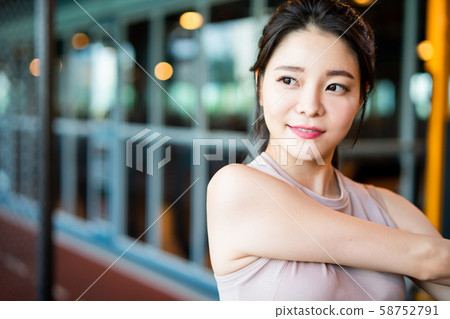 Women's sports stretch 58752791