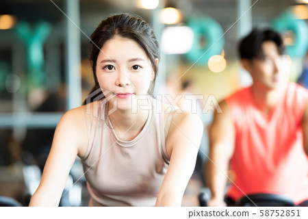 Female sports cycling 58752851