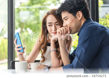 Lifestyle couple dating 58754271