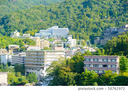 Arima hot spring townscape 58762972