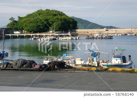 Hakoura fishing port where the legend of Taro Urashima is transmitted Hakoura fishing port where the legend of Taro Urashima is transmitted 58768140