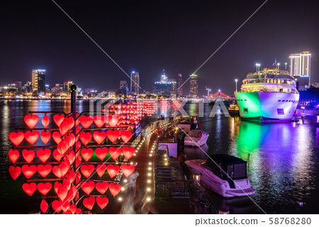 Vietnam Danang Date Spot Lovelock Bridge Danang Vietnam Danang Date Spot Lovelock Bridge Danang 58768280