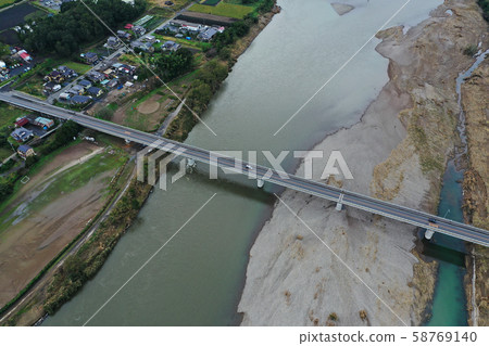 茨城縣大塚大橋的鳥瞰圖 茨城縣大塚大橋的鳥瞰圖 58769140