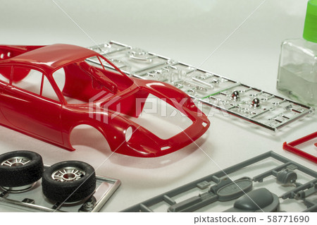 製作塑料模型 製作塑料模型 58771690