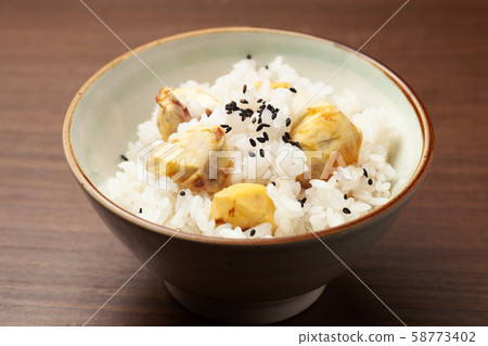 Chestnut rice Chestnut rice 58773402