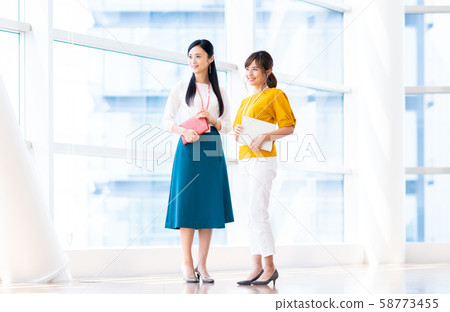 女商人 58773455