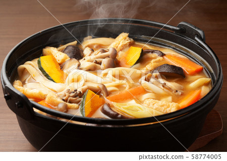 Hot pot 58774005