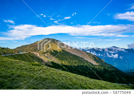 臺灣合歡山山脈景觀 Asia Taiwan Hehuanshan Mountains 58775049
