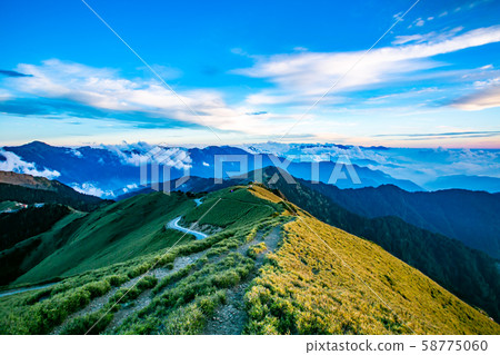 Taiwan Hehuanshan Mountains Landscape Asia Taiwan Hehuanshan Mountains 58775060