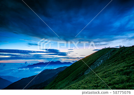 Taiwan Hehuanshan Mountains Landscape Asia Taiwan Hehuanshan Mountains 58775076