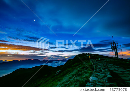 Taiwan Hehuanshan Mountains Landscape Asia Taiwan Hehuanshan Mountains 58775078