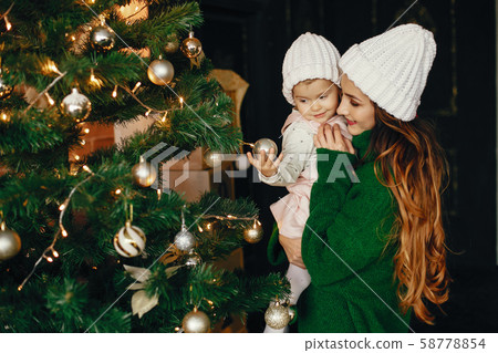 Mother with cute daughter at home 58778854