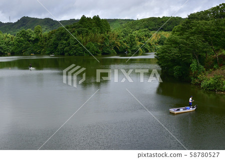 Scenery of Lake Kameyama, Chiba Prefecture 58780527