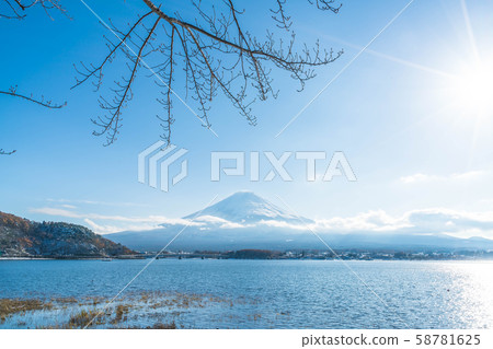 Mountain Fuji San at Kawaguchiko Lake. Mountain Fuji San at Kawaguchiko Lake. 58781625