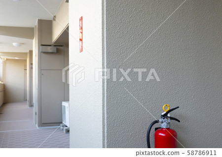 Fire extinguisher Fire extinguisher 58786911