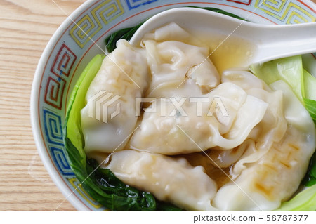 水餃子 58787377