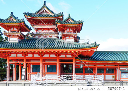 Heian Shrine White Tiger Tower 58790741