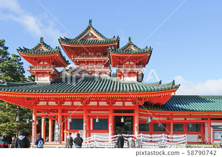 Heian Shrine White Tiger Tower Heian Shrine White Tiger Tower 58790742