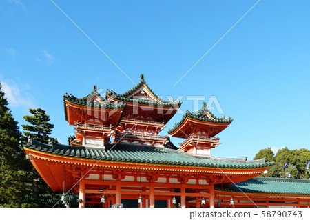 Heian Shrine White Tiger Tower Heian Shrine White Tiger Tower 58790743