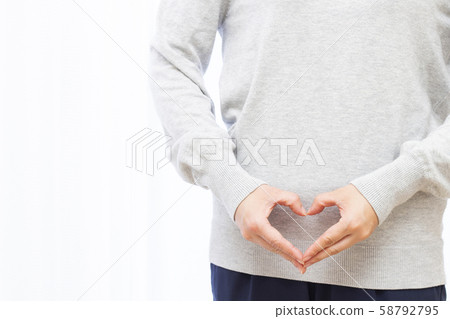 Female uterus 58792795