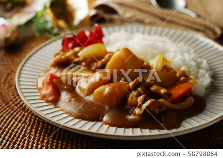 Pork curry 58798864