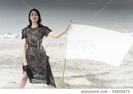 一個強大的女性空白副本空間，對未來充滿洞察力並展現領導才能 58800873