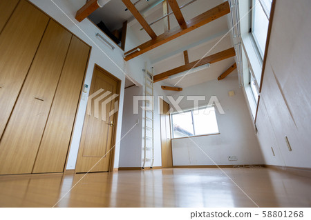 Renovation of children's room before renovation 58801268