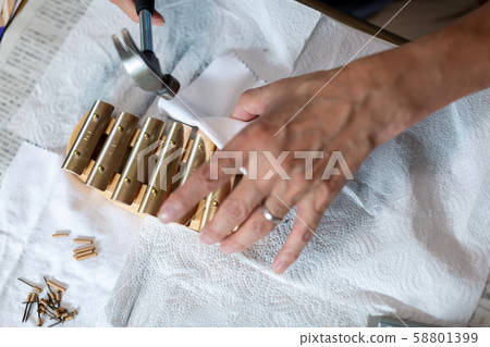 Repair of toy instruments 58801399