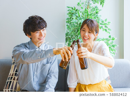 Launch colleague office social gathering event person men and women year-end party nomination new year party social gathering party real estate 58802412