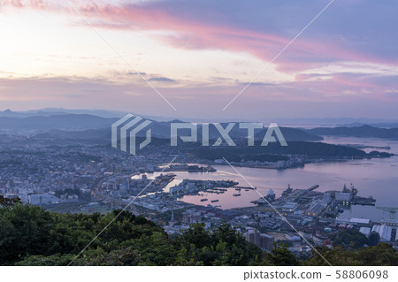 [Nagasaki Prefecture] Sasebo City Sunrise 58806098
