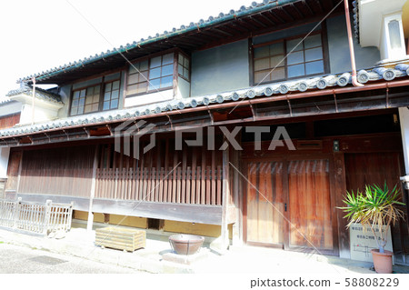 Udatsu no Town 58808229