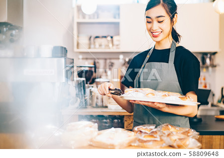 麵包店麵包店員工兼職工作 58809648