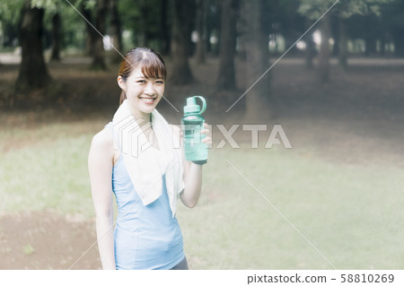Women Sports Beauty Hydration Women Sports Beauty Hydration 58810269