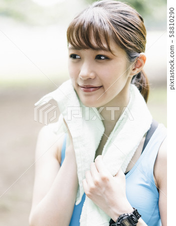 女性運動美女 女性運動美女 58810290