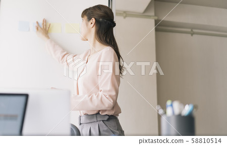 女商務女商人 58810514