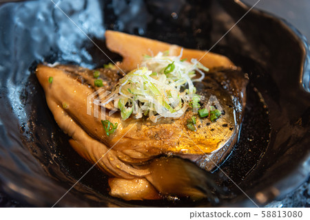 Salmon head in soy sauce Salmon head in soy sauce 58813080