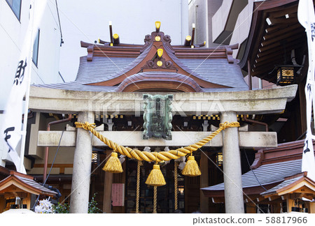 Shrine Shrine 58817966