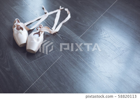 Pointe ballet dancing shoes isolated in studio no people Pointe ballet dancing shoes isolated in studio no people 58820113