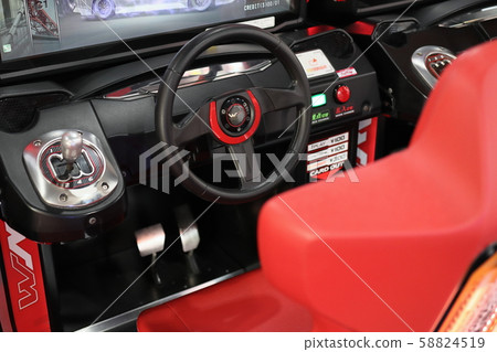 遊戲中心賽車遊戲 遊戲中心賽車遊戲 58824519