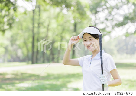 Woman golf 58824676