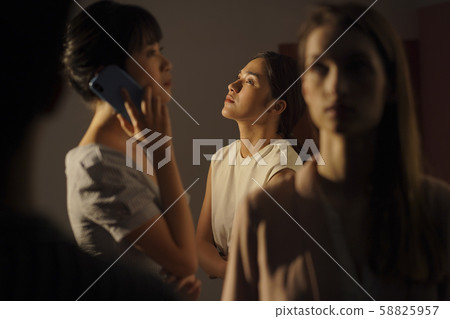女性的喧囂 58825957