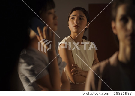 Female hustle and bustle Female hustle and bustle 58825988