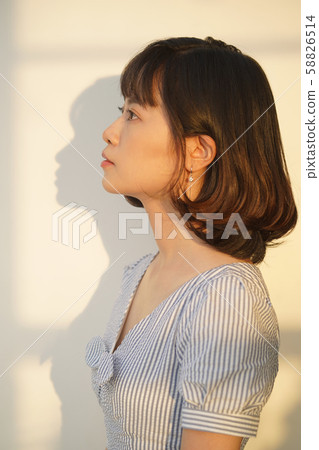 女士髮型目錄中 女士髮型目錄中 58826514
